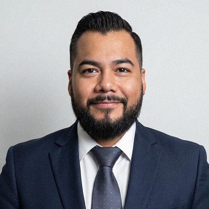 lic alvaro vazquez